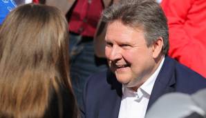 Michael Ludgwig (SPÖ): Der Vorsitzende der Wiener SPÖ ist weder Rapid, noch Austria-Fan. Der 58-Jährige hält dem FAC aus seinem Heimatbezirk Floridsdorf die Daumen.