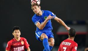 Im Winter 2016 wechselte der 33-jährige Kroate für rund eine Million Euro zu Beijing Renhe. Jelavic scheint es in China zu gefallen, er spielt inzwischen bei Guizhou Hengfeng und hat dort Vertrag bis Ende 2020.