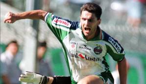 Angelo Vier: Wechselte im Sommer 1998 von FC Gütersloh zu den Wienern, 720.00 Euro bezahlte Rapid für den Deutschen. In 30 Spielen für Rapid traf Vier lediglich fünf Mal.