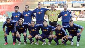 Den ersten Versuch überhaupt, in die Königsklasse einzuziehen, unternahm RB Salzburg 2006. In der 2. Quali-Runde verloren die Österreicher im Hinspiel 1:2 beim FC Zürich. Die Aufstellung beim ersten CL-Auftritt von RB Salzburg.