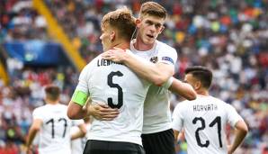 Ein Sieg mit drei Toren Unterschied gegen Deutschland und Österreichs U21 gelingt der Aufstieg.