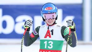 Mikaela Shiffrin gewinnt den Super-G von Bansko.