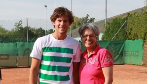 Dominic Thiem mit Sportlandesrätin Petra Bohuslav
