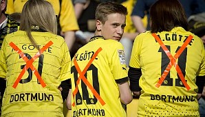 Angeheizt wurde die Partie durch den anstehenden Transfer von Mario Götze im Sommer 2013 zum FC Bayern. Dass Götze wegen einer Muskelverletzung nicht spielen konnte, war den Fans egal