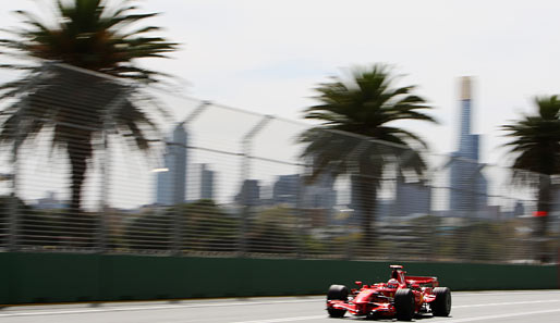 Ein Blick auf den Albert Park und die Skyline von Melbourne