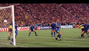 1997: Bor. Dortmund - Juventus Turin 3:1 (2:0) - Karl-Heinz Riedle bringt den BVB mit zwei Toren auf die Siegerstraße