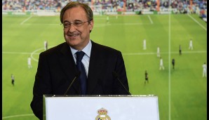 Auch Florentino Perez freut sich über den ersten Transfer des Sommers - die Madridista feiern ihren Präsidenten
