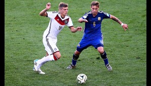 WM-Held Toni Kroos verlässt die Bayern und geht zu den Königlichen. Real Madrid zahlt wohl 30 Millionen Euro