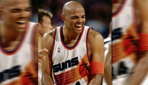 So fröhlich warf sich Charles Barkley zu seiner Zeit in Phoenix in Schale