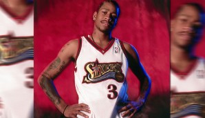 Es war die perfekte Symbiose: Bad Boy Allen Iverson mit seinen Cornrows in einem weiß-schwarzen Jersey mit goldfarbenem Schriftzug - mehr HipHop ging zur Jahrtausendwende kaum