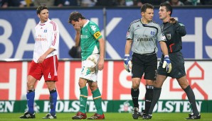 23. November 2008 - Werders 2:1-Sieg in Hamburg wird vom Batteriewurf auf Frank Baumann überschattet. Der Bremer Kapitän blutet leicht an der Schläfe, kann aber weitermachen