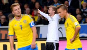Mit internationalem Renommee in der Tasche lief es auch beim DFB-Team besser. Beim Debüt gegen Schweden noch torlos, erzielte Schürrle beim zweiten Aufeinandertreffen 2013 drei Tore in 19 Minuten.