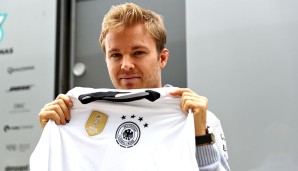 Während Nico Rosberg aus Großbritannien mehr oder weniger mitfiebert...