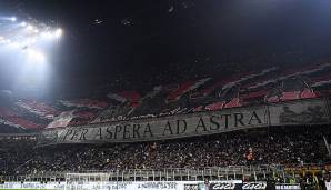 Die heißblütigen Fans des AC Milan verzierten nur ihren Oberrang - das aber nicht minder beeindruckend und mit einer klaren Message.