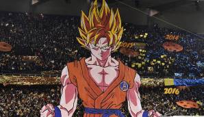 Im französischen Klassiker zwischen Paris Saint-Germain und Olympique Marseille haben sich die Fans von Paris was ganz spezielles einfallen lassen. Sie bildeten die Anime-Figur Son Goku aus Dragonball im PSG-Dress ab.