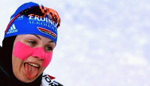 Wenn es kalt wird, läuft Magdalena Neuner heiß: Die Biathletin bringt von der WM in Chanty-Mansijsk vier Mal Gold und zwei Mal Silber nach Hause - unfassbar!