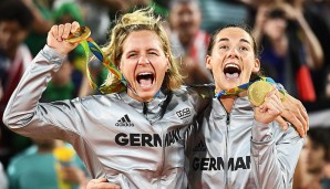 Beim Team des Jahres setzt sich das Beachvolleyball-Duo Laura Ludwig und Kira Walkenhorst durch. Gold bei den Spielen in Rio - was will man mehr? Die Sandköniginnen landen sogar vor dem DHB-Team