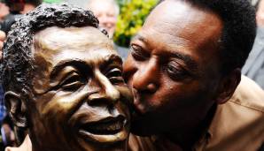 Pele: Auch die Brasilianer wissen ihre Ikonen zu ehren. Nicht nur der dreimalige Weltmeister hat seine eigene Statue...