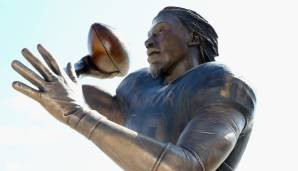 Robert Griffin III: Immer noch als Footballer aktiv - als Quarterback bei den Baltimore Ravens. 2012 gewann Griffin den NFL Rookie of the Year Award für den besten Offensivspieler. Zwei Jahre später ehrten ihn die Baylor Bears aus Texas mit einer Statue.