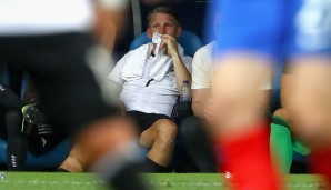 Das EM-Halbfinale 2016 gegen Frankreich ist Schweinsteigers letztes Spiel. Am 29. Juli verkündet er seinen Rücktritt aus der Nationalmannschaft