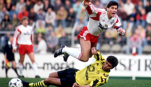 Jorginho trug von 1989 bis 1992 das Bayer-Trikot. Danach zog es ihn für drei Jahre zu den Bayern. In 154 Bundesligaspielen erzielte er 15 Treffer