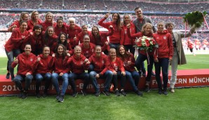 Auch die Bayern-Damen bekamen die verdiente Aufmerksamkeit, sie verteidigten den Frauen-Titel des DFB