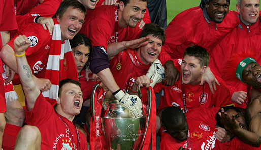 0:3, na und? Im spektakulärsten CL-Finale rettet sich der FC Liverpool 2005 gegen Milan ins Elfmeterschießen und hat dort die besseren Nerven
