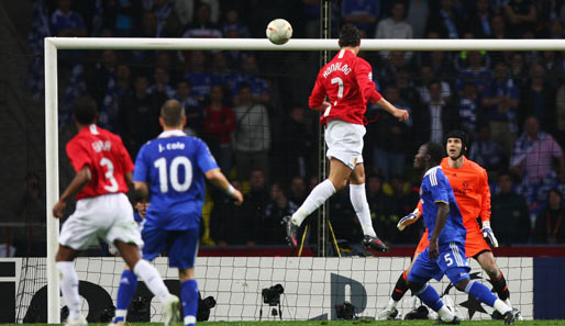 Christiano Ronaldo erzielte im Finale 2008 gegen den FC Chelsea das 1:0 für Manchester United. Chelsea glich aus und hatte den Sieg auf dem Schlappen...