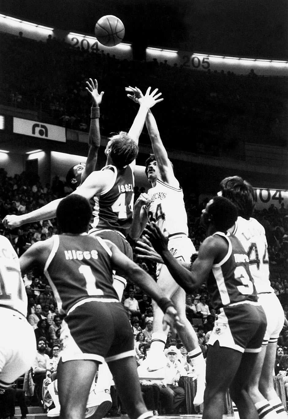 Wie alles begann: Die Dallas Mavericks wurden zur Saison 1980/81 als damals 23. Franchise für eine Gebühr von zwölf Millionen Dollar in die NBA aufgenommen