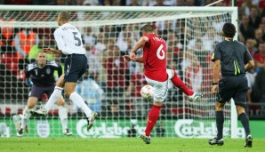 22. August 2007: Christian Pander sorgte per Gewaltschuss für das 2:1 in Wembley. Der andere Torschütze hieß Kevin Kuranyi. Was für Zeiten…
