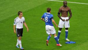 28. Juni 2012 (EM in Polen/Ukraine, Halbfinale): Ein Bild sagt mehr als tausend Worte. Deutschlands Italien-Fluch hielt an und hatte an diesem Tag einen Namen: Mario Balotelli.