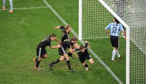 Platz 15: u.a. Deutschland - Argentinien 4:0, 3. Juli 2010.