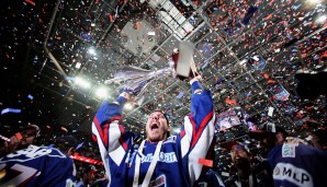 Das Jahr 2007 gehörte wieder den Adlern - in der Finalserie gab es für die Ice Tigers die Höchststrafe