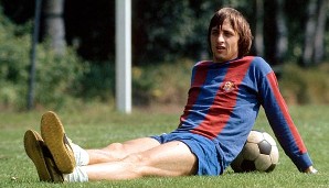 Erst 1973 erhielt der Verein seinen ursprünglichen Namen zurück. In diesem Jahr kam auch Johann Cruyff und brachte den ersten Meistertitel seit 14 Jahren