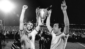 Auf den ersten Europapokal musste Barca aber bis 1979 warten. Hans Krankl (links) und Co. holten sich durch ein 4:3 über Fortuna Düsseldorf den Pokal der Pokalsieger
