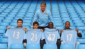 Allein im Sommer 2010 gab Manchester City sage und schreibe 145 Millionen Euro für neue Spieler aus. Auch der Ex-Hamburger und Jetzt-Münchner Jerome Boateng gehörte dazu