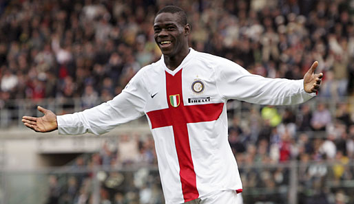 In der Saison 2007/2008 debütierte Mario Balotelli im Alter von 17 Jahren für Inter in der Serie A. In Engelspose sah man ihn seitdem jedoch eher selten