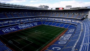 Santiago Bernabeu: Das Stadion von Real Madrid wurde 1947 eröffnet und fasst nach seiner Modernisierung 2005 80.354 Zuschauer
