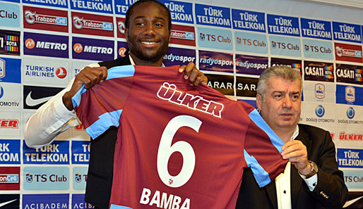 Sol Bamba wechselt von Leicester City zu Trabzonspor. Kostenpunkt: 900.000 Euro