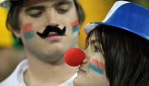 Dieser serbische Fan hat sich wohl verirrt: Zirkusvorstellung gab es in Nelspruit jedenfalls keine