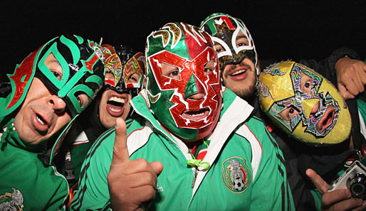 The Boys are back in town... Mexikaner haben offensichtlich Spaß an ausgefallenen Wrestling-Masken