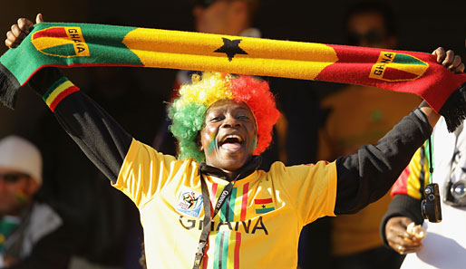 GHANA - AUSTRALIEN: Ghanas Fans in bester Laune - schließlich konnte man gegen Australien einen großen Schritt in Richtung Achtelfinale machen