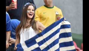 Bei diesem Support kann die Nationalmannschaft Griechenlands eigentlich gar nicht verlieren...
