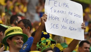 Die Meinung der Fans über Brasiliens Nationalcoach ist nach dem Halbfinal-Aus auch eher so semi