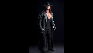 1995 verstorben? Möglich! 1997 taucht der Undertaker plötzlich mit schwarzen Haaren auf und wo sind die Sommersprossen?