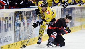 Istvan Sofron (l.) wird in der kommenden Saison seine dritte Spielzeit für die Pinguine bestreiten