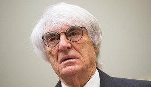 Bernie Ecclestone wird zur Last gelegt, Gerhard Gribkowsky mit 44 Millionen Euro bestochen zu haben