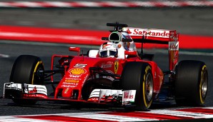 Sebastian Vettel hinkt nach zwei Ausfällen in der WM_Wertung weit hinterher