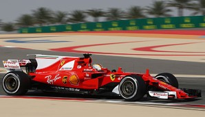 Sebastian Vettel ziehen Blicke der Konkurrenz auf sich