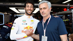 Schon am Samstag gab sich ManUnited-Trainer Jose Mourinho die Ehre im Fürstentum. Daniel Ricciardo scheint bei der Begegnung deutlich mehr Spaß zu haben